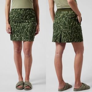 Athleta Vienna Cargo Skort Skirt Pull On UPF 50+ in Voyage Eucalyptus Olive 6